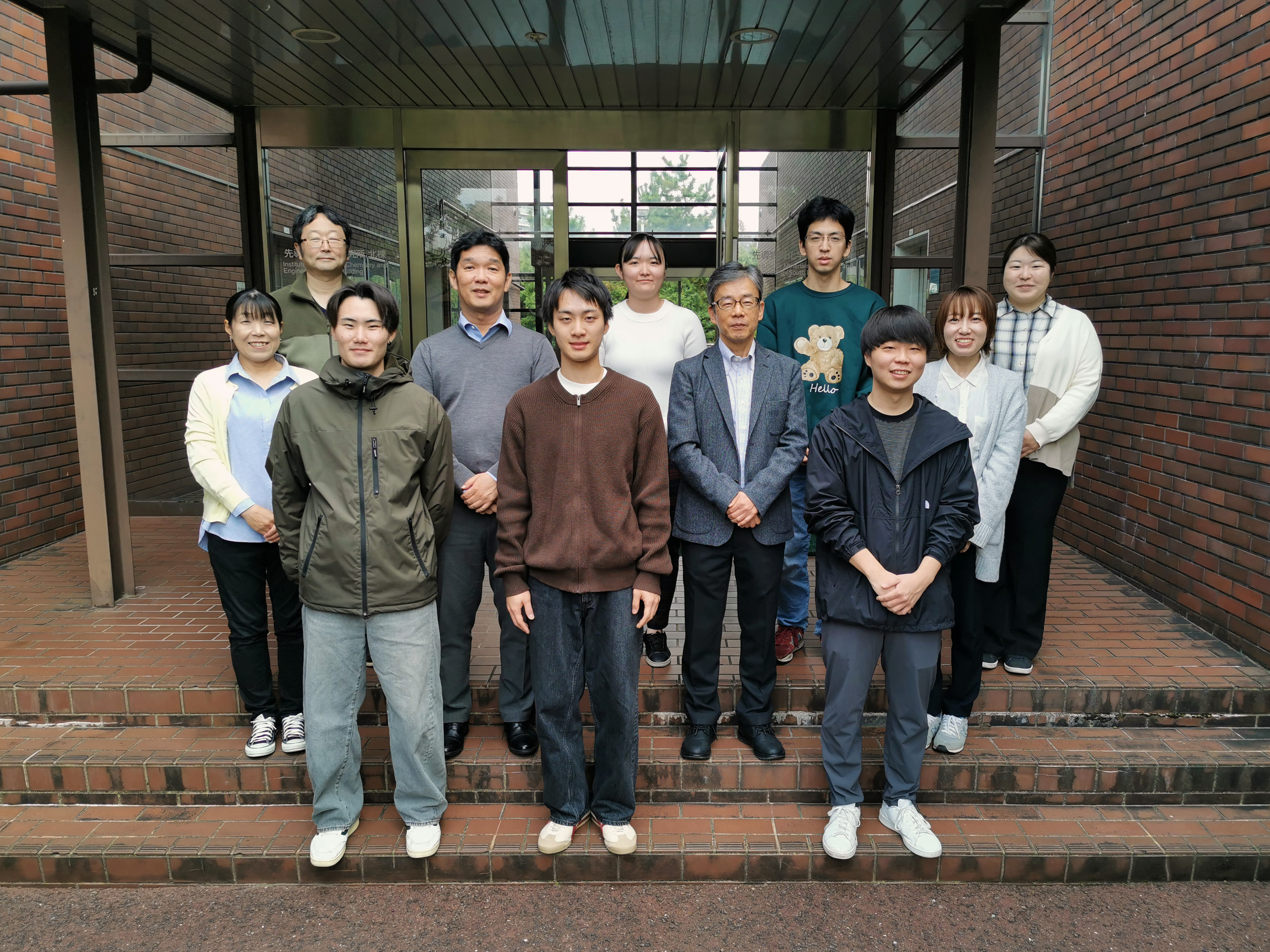 �e�r�E���������������o�[